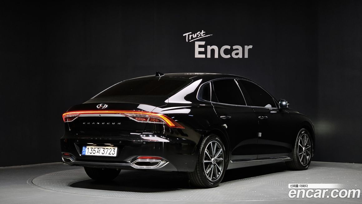 Hyundai Grandeur 2022