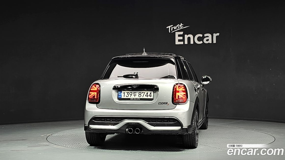 Mini Cooper 2023