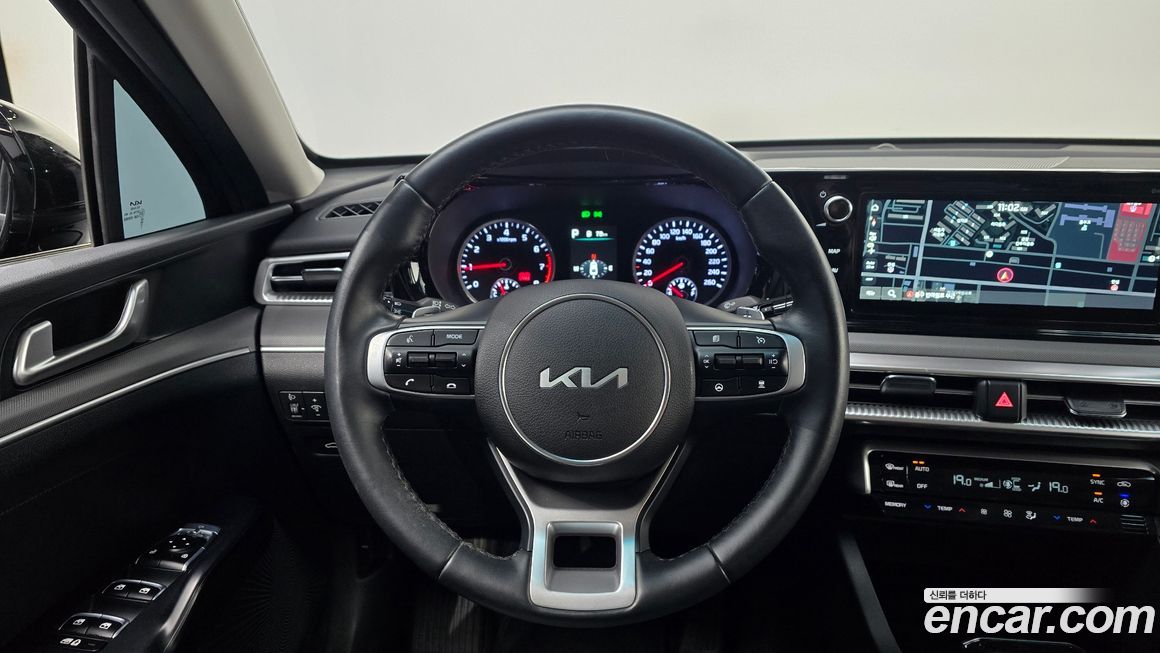 Kia K5 2023