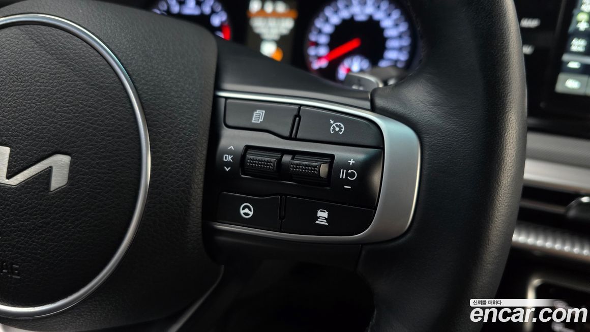 Kia K5 2023