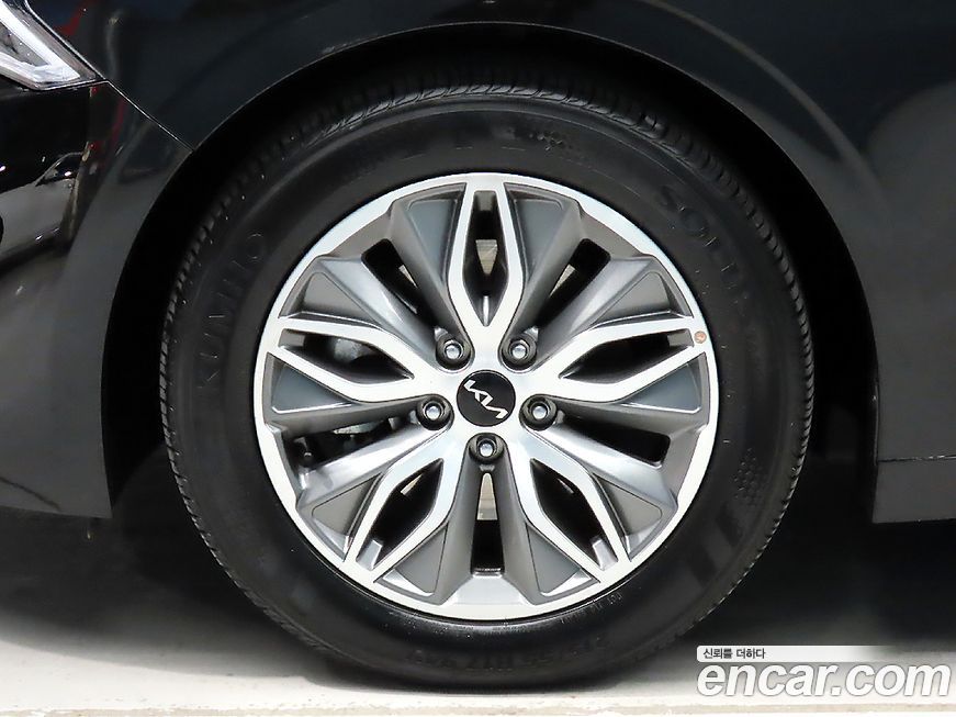 Kia K5 2023