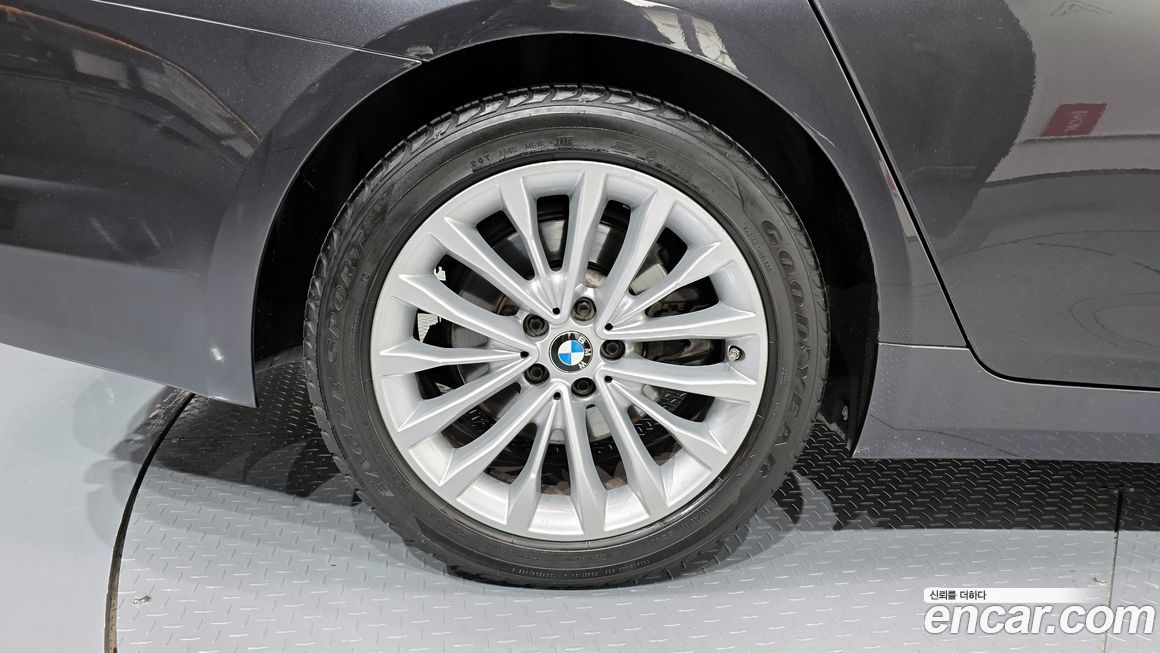 BMW 5-Series 2018
