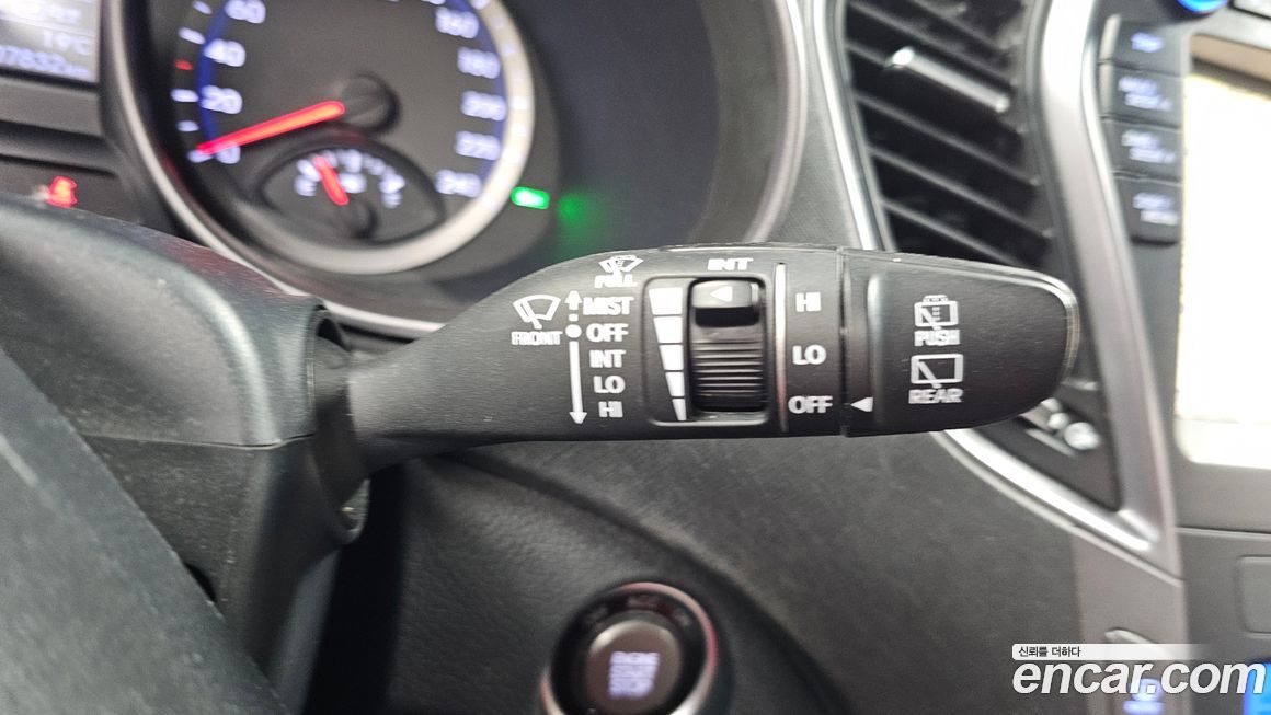 Hyundai Santafe 2015