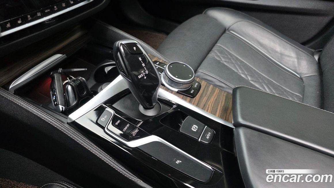 BMW 5-Series 2018