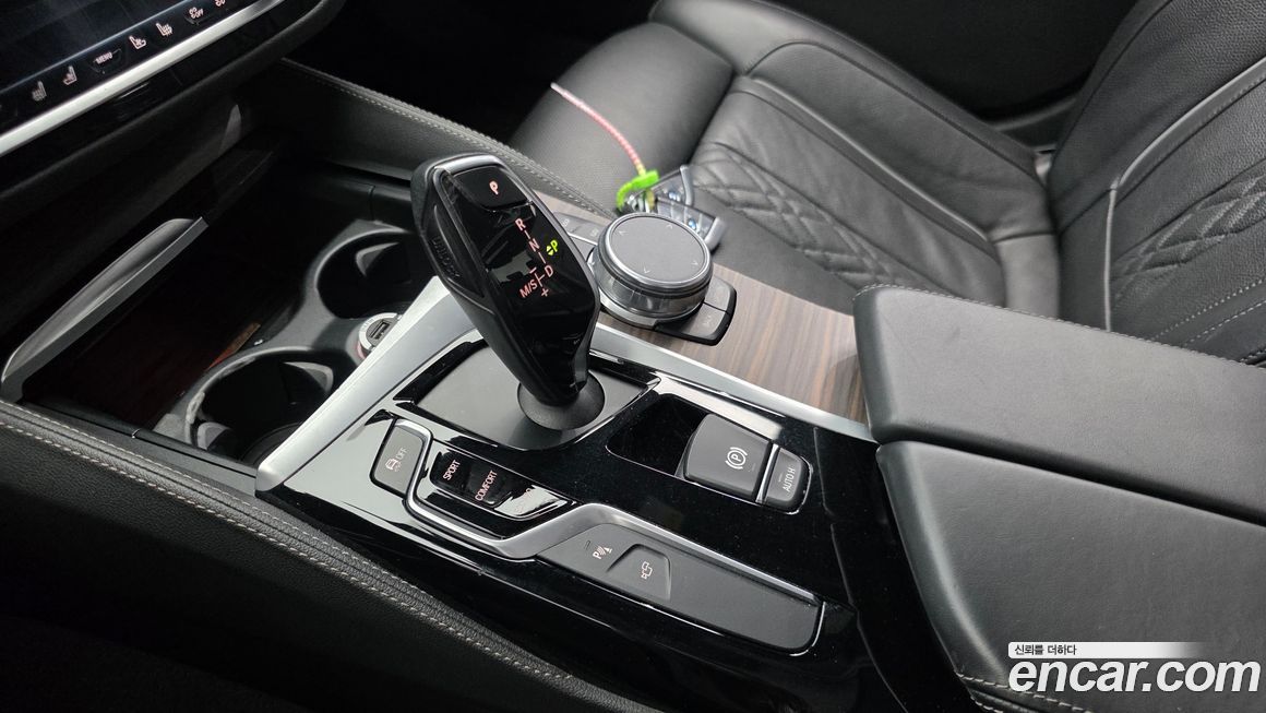 BMW 5-Series 2017