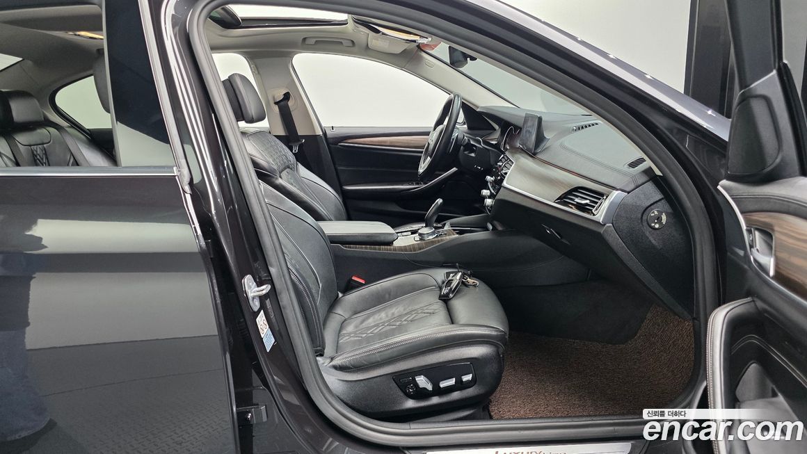 BMW 5-Series 2018