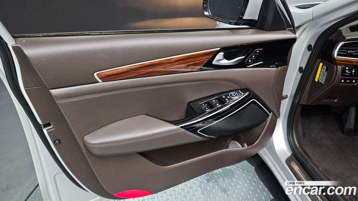 Kia K7 2016