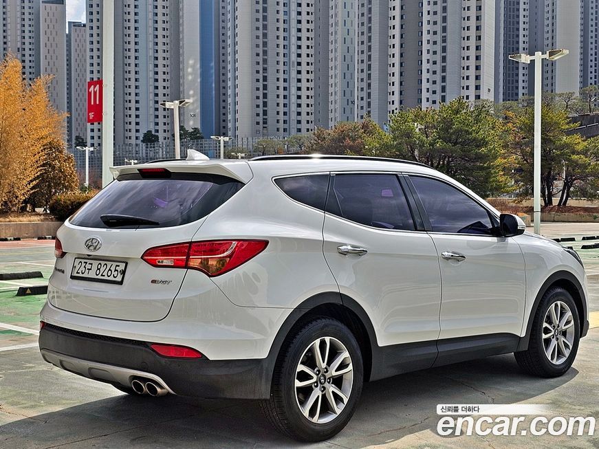 Hyundai Santafe 2015