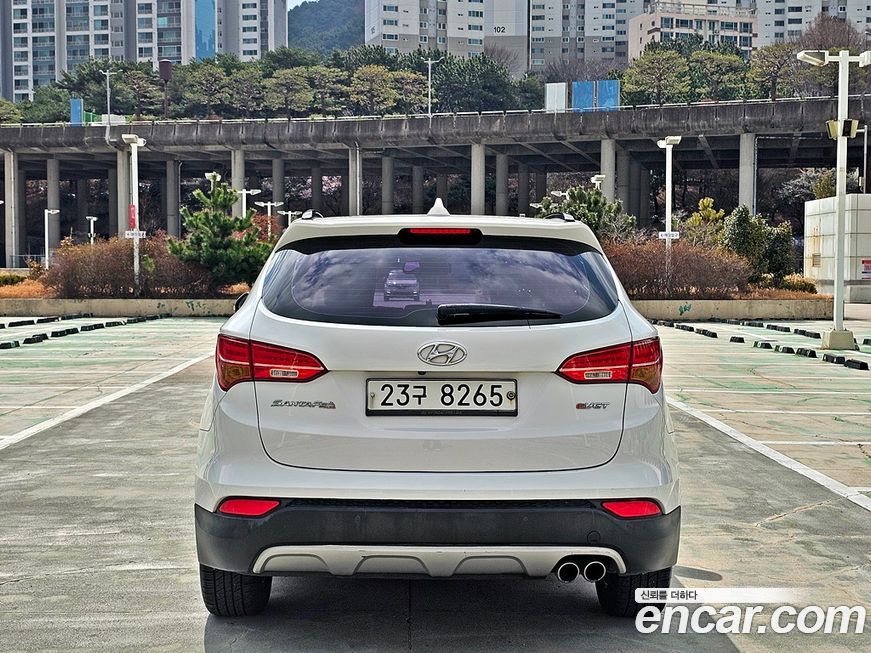 Hyundai Santafe 2015