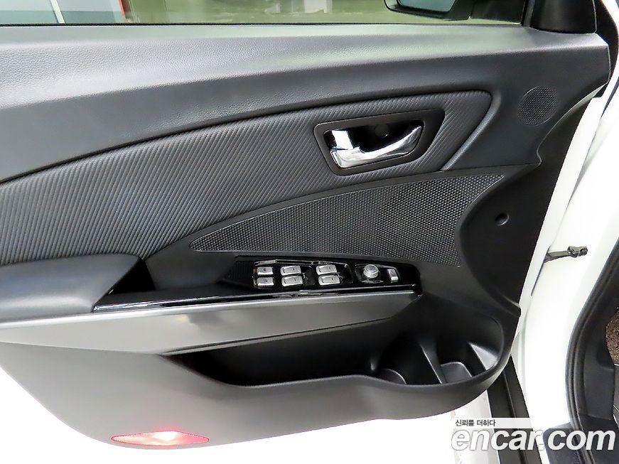 KG_Mobility_Ssangyong TIBOLI 2017