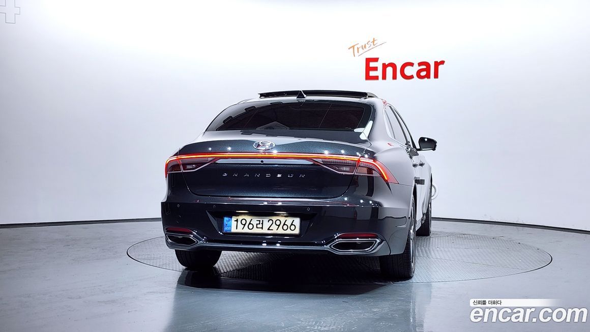 Hyundai Grandeur 2022