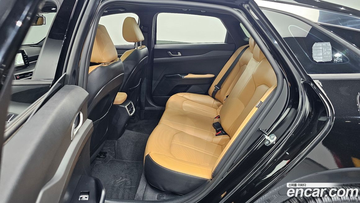 Kia K5 2023