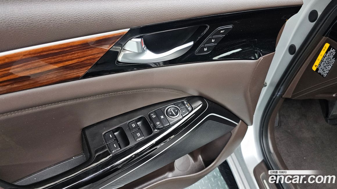 Kia K7 2016