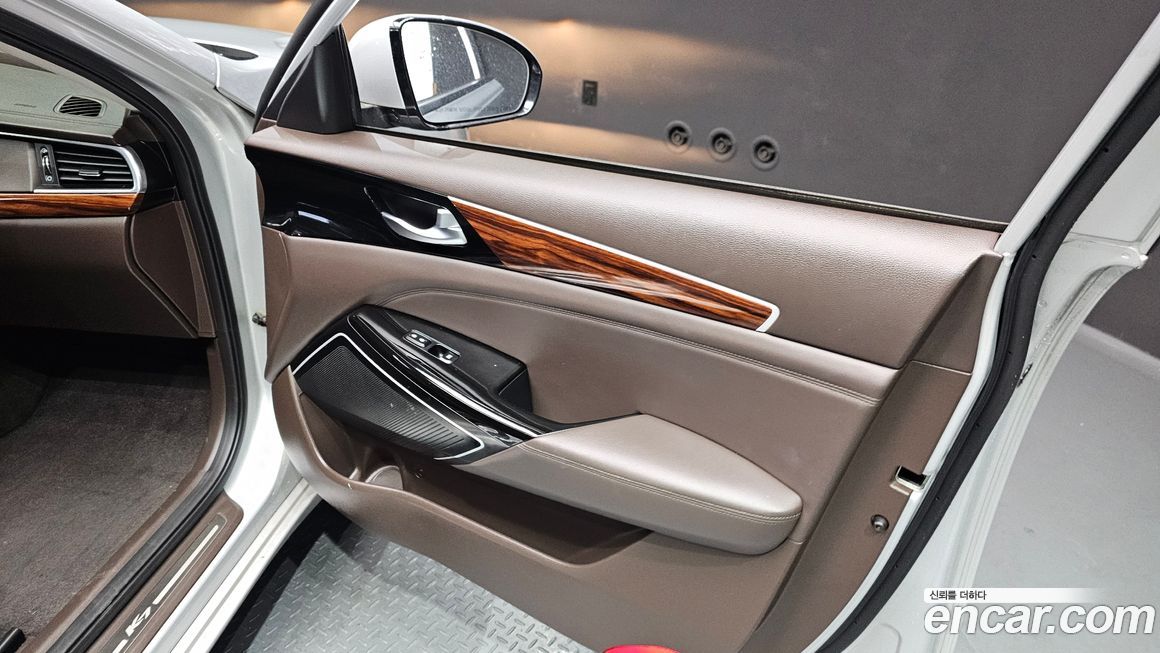 Kia K7 2016