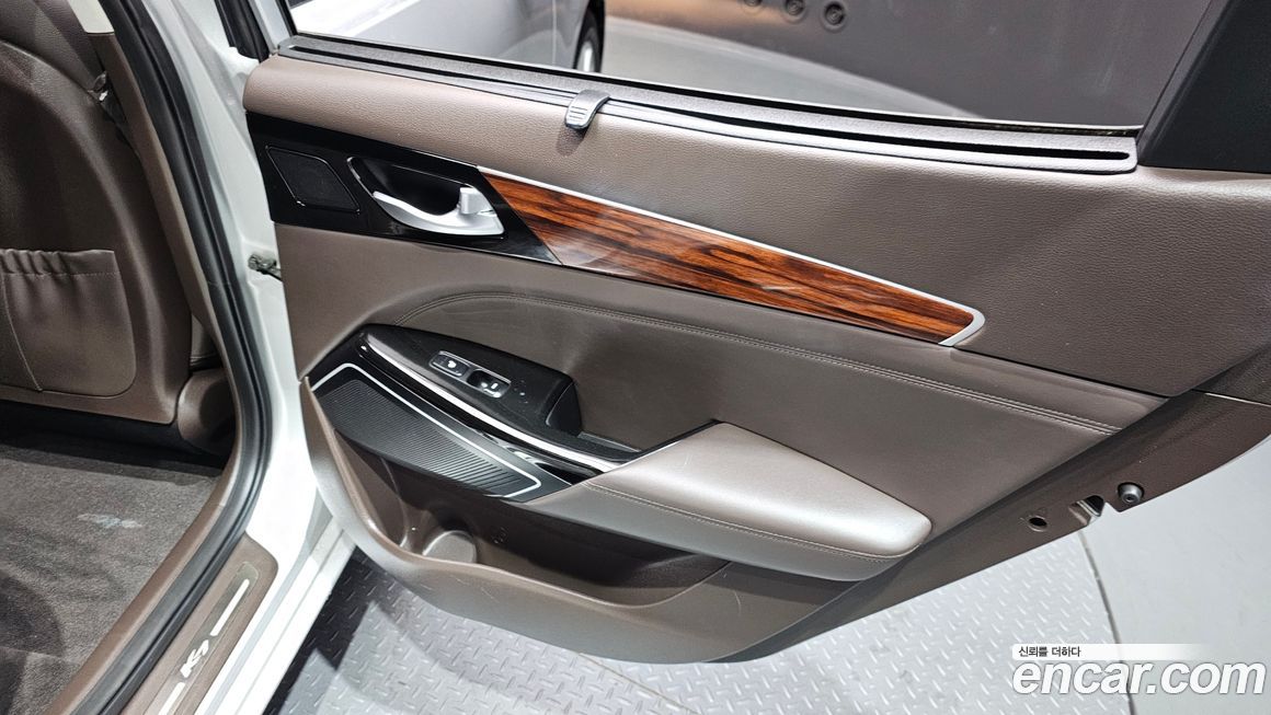 Kia K7 2016