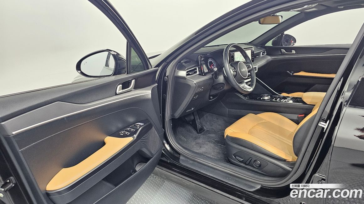 Kia K5 2023
