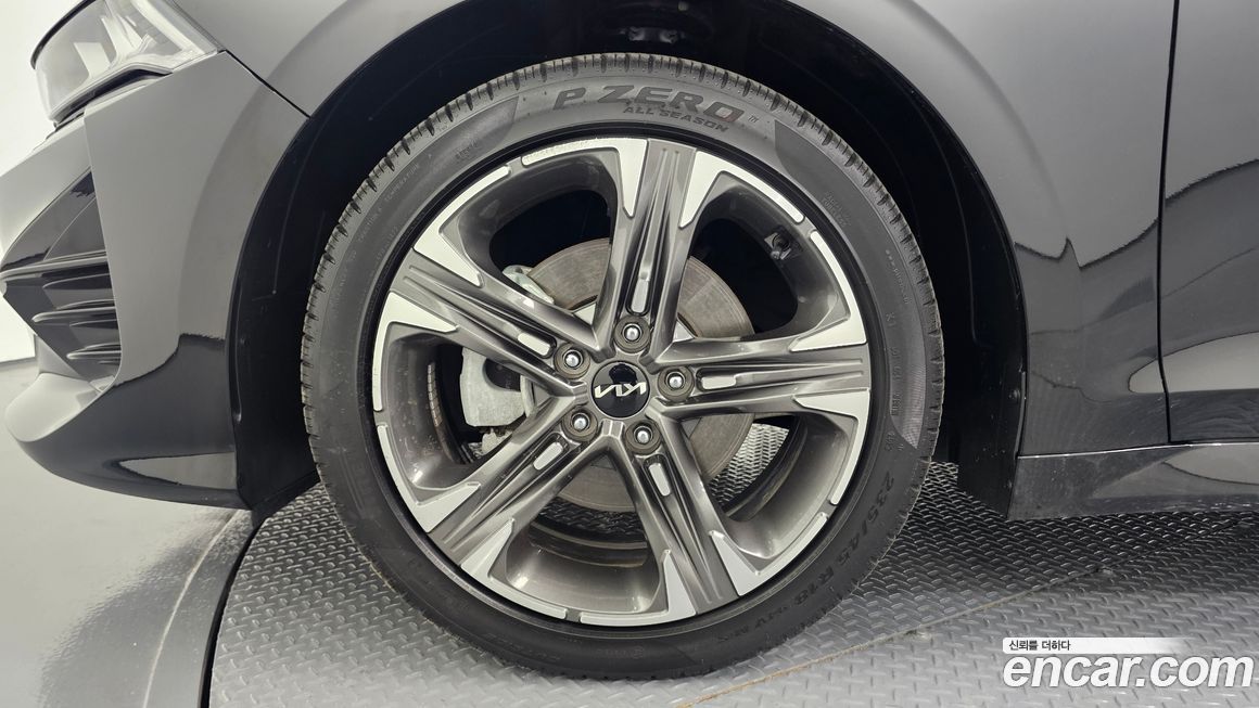 Kia K5 2023