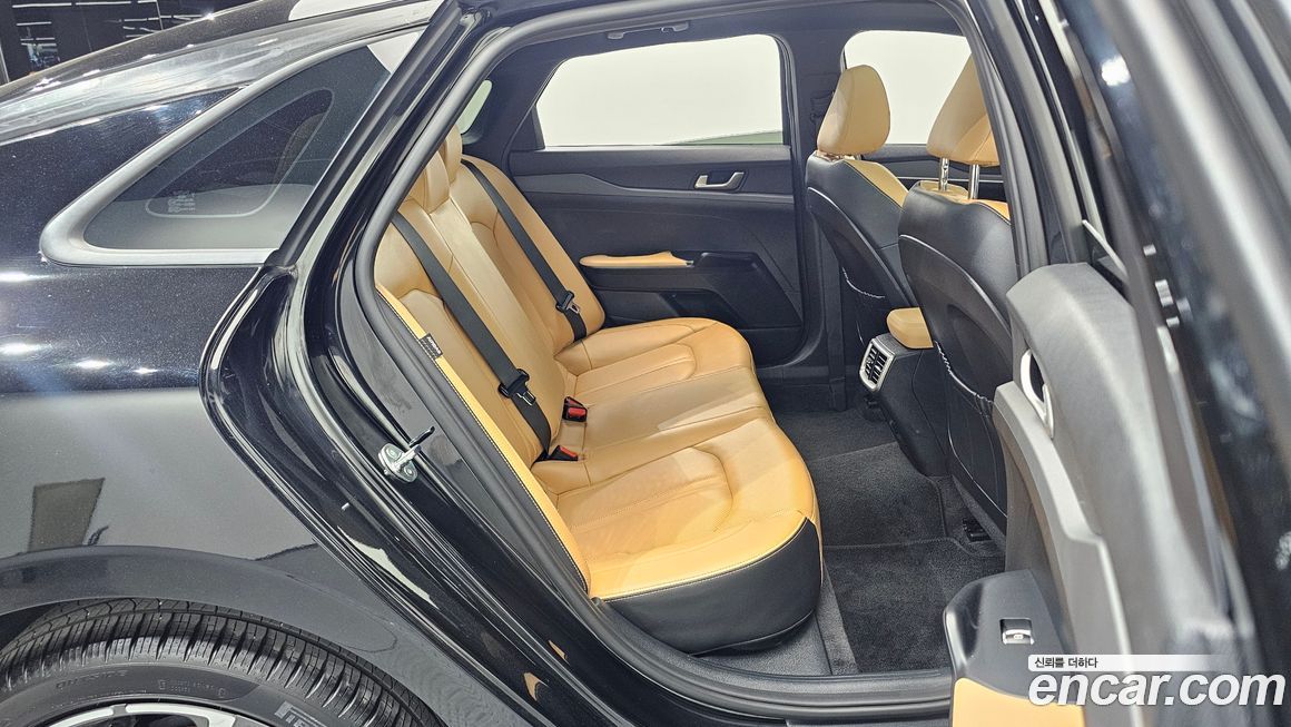 Kia K5 2023