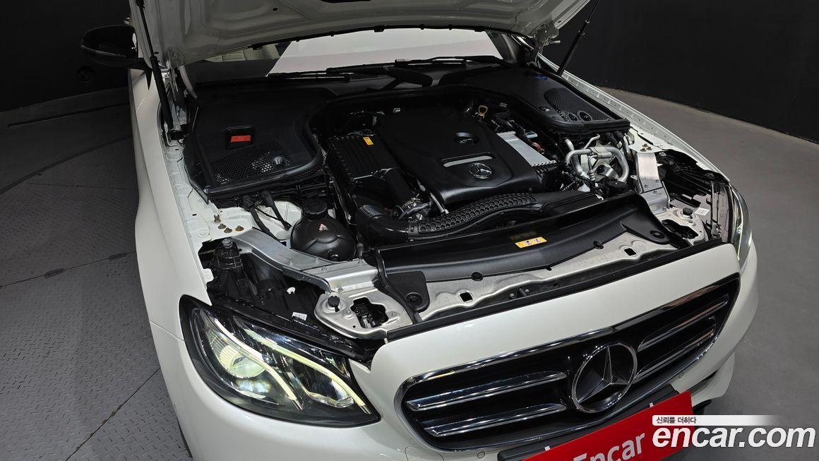 Mercedes-Benz E-Class 2020