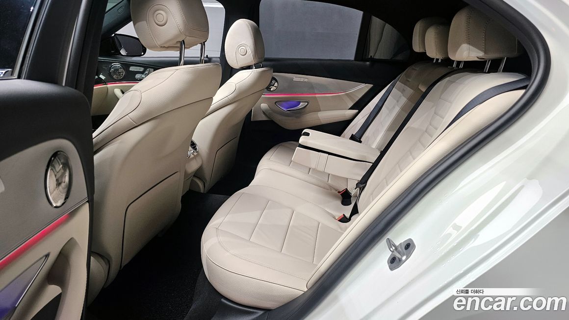 Mercedes-Benz E-Class 2020