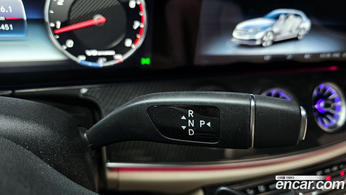 Mercedes-Benz E-Class 2020