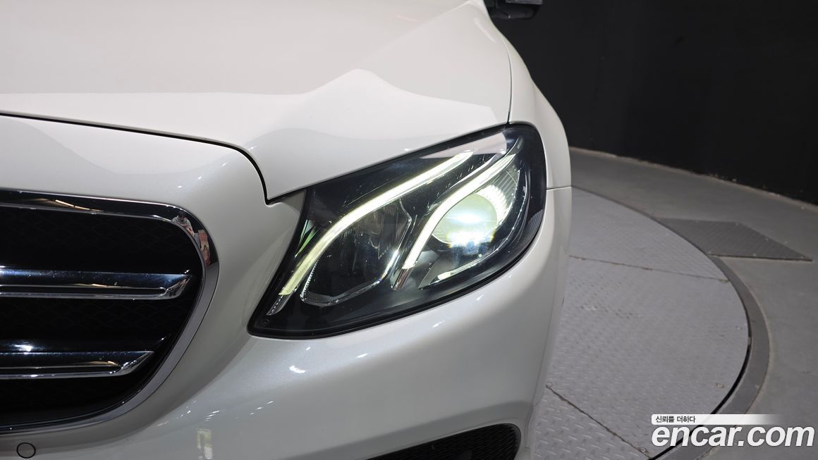 Mercedes-Benz E-Class 2020