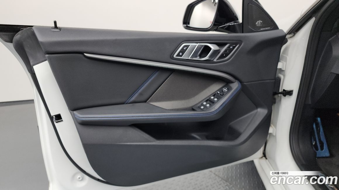 BMW 2-Series 2023