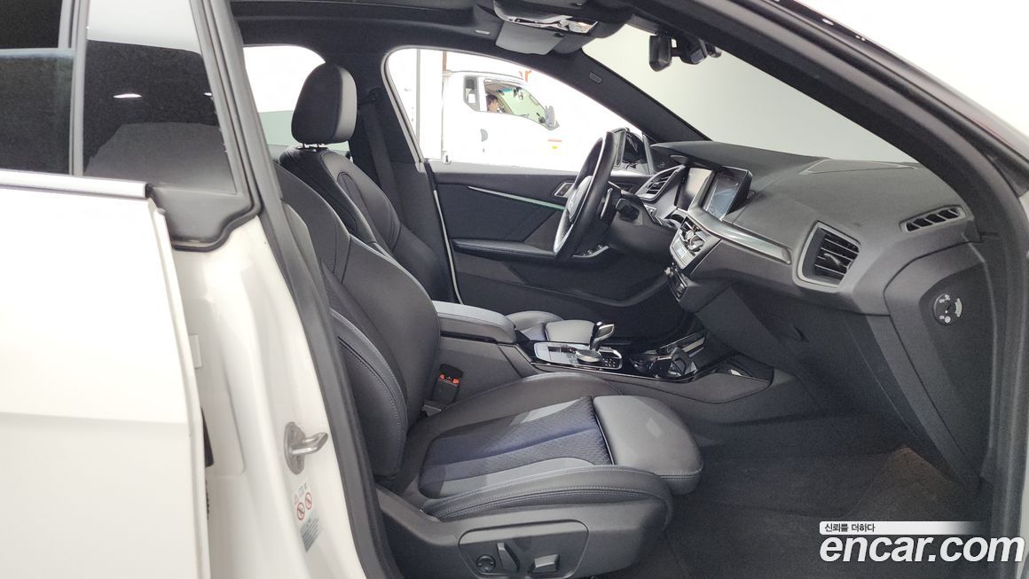 BMW 2-Series 2023