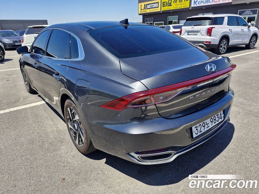 Hyundai Grandeur 2022