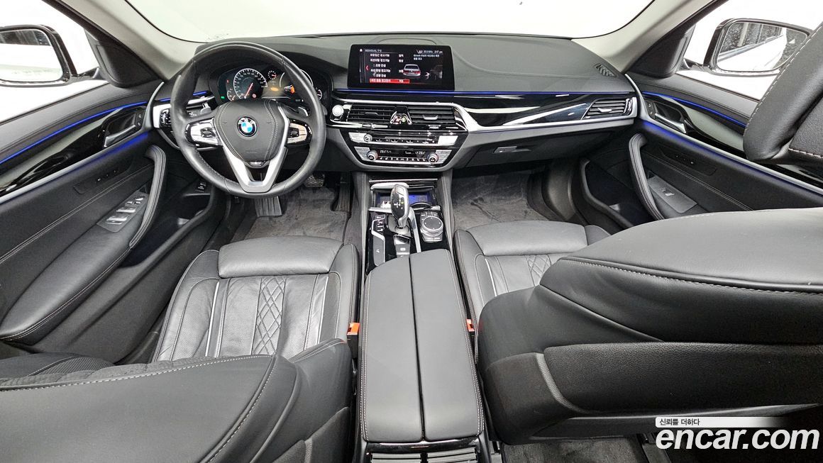 BMW 5-Series 2019