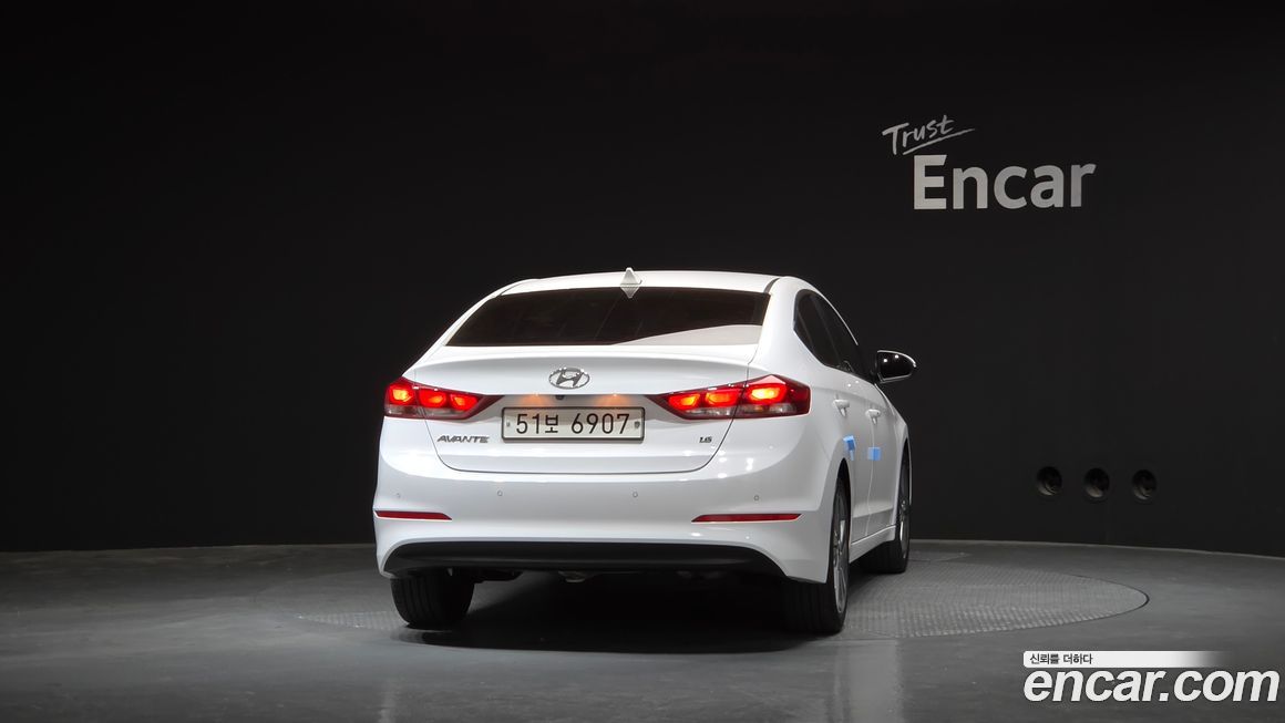 Hyundai AVANTE 2018