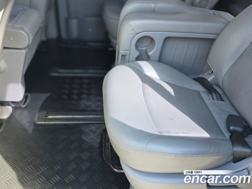 Hyundai Starex 2016