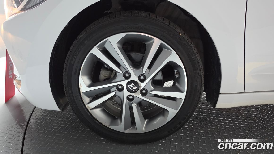 Hyundai AVANTE 2018