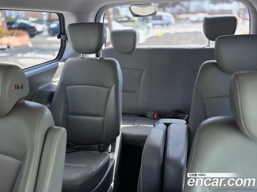 Hyundai Starex 2016