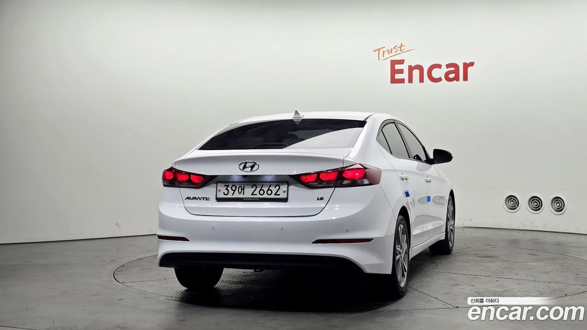 Hyundai AVANTE 2018
