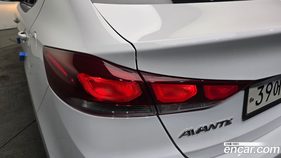 Hyundai AVANTE 2018