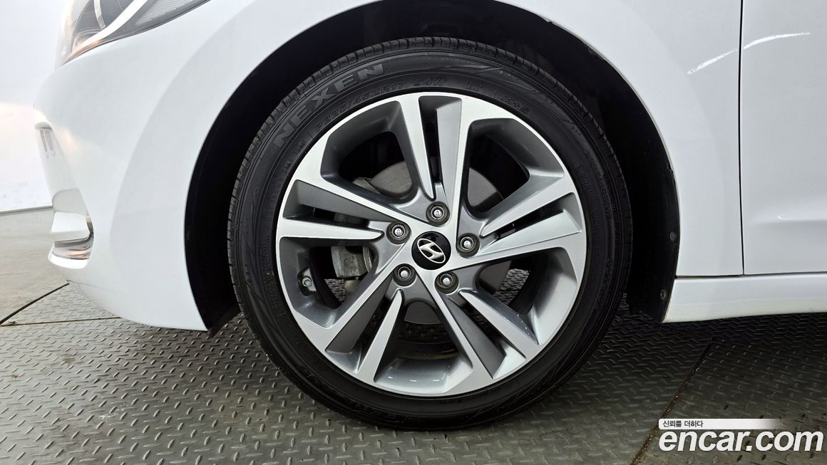 Hyundai AVANTE 2018