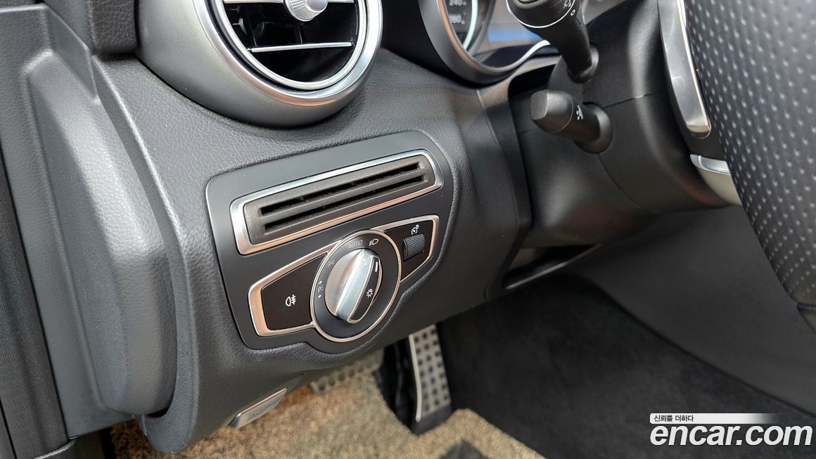 Mercedes-Benz C-Class 2019