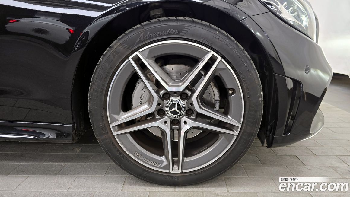 Mercedes-Benz C-Class 2019