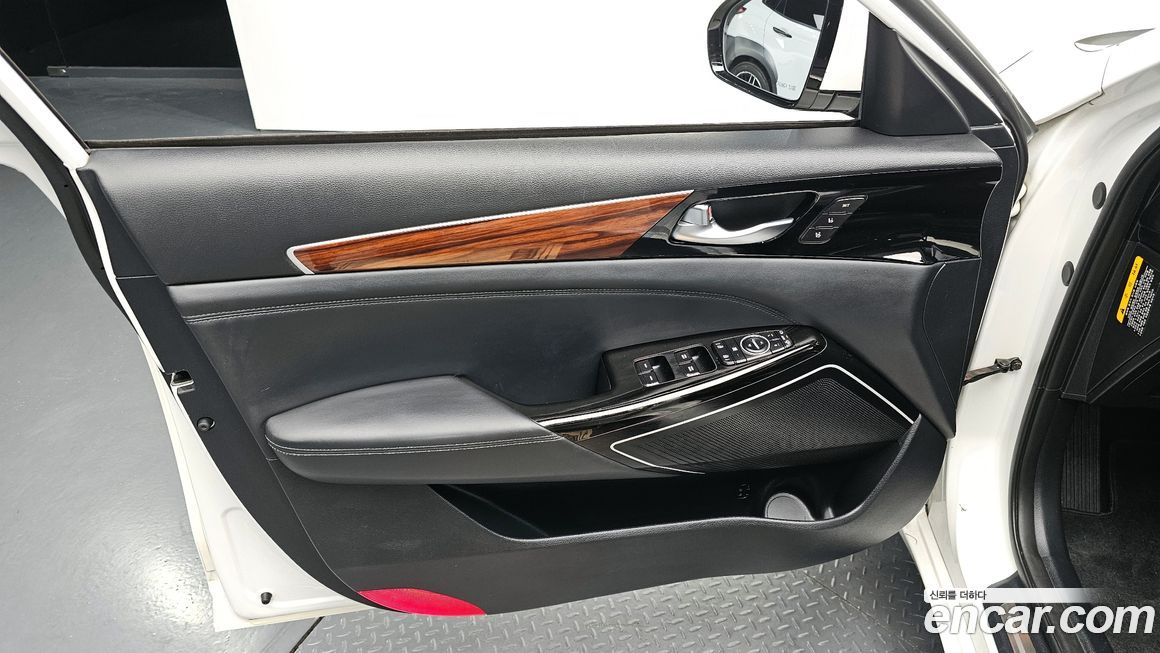 Kia K7 2017