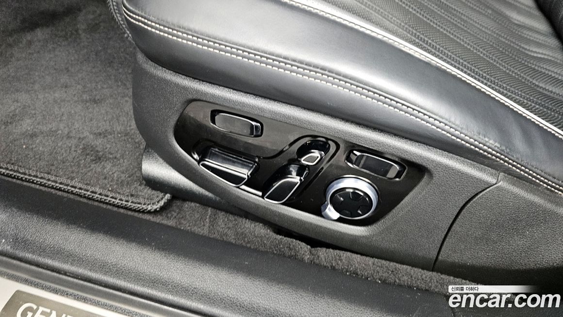 Genesis G90 2020