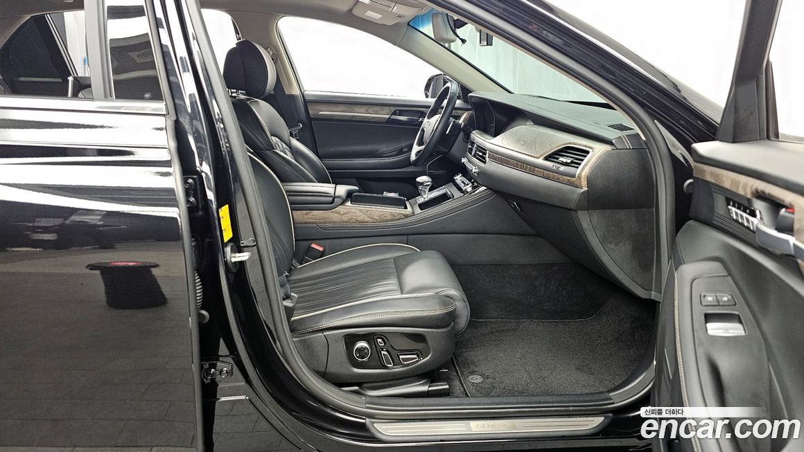 Genesis G90 2020