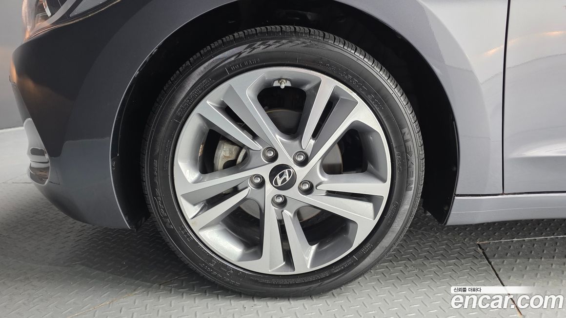 Hyundai AVANTE 2018