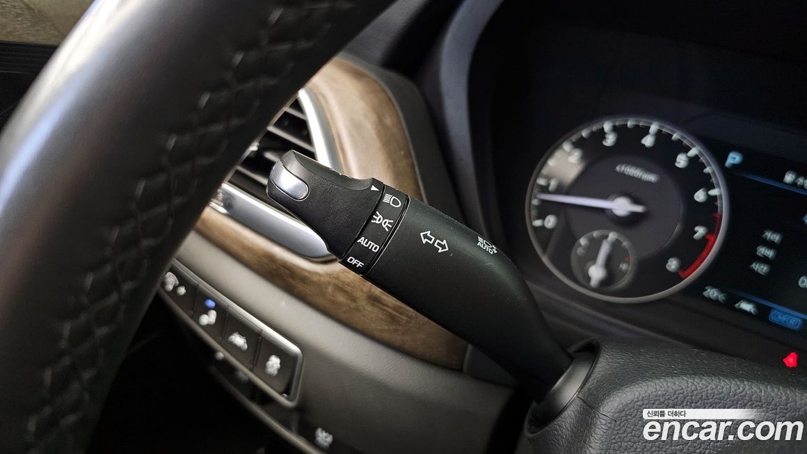 Genesis G90 2020