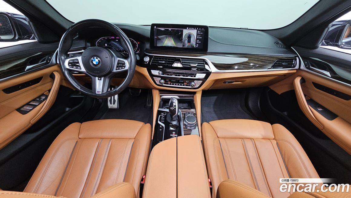 BMW 5-Series 2022