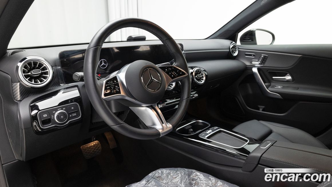 Mercedes-Benz A-Class 2024