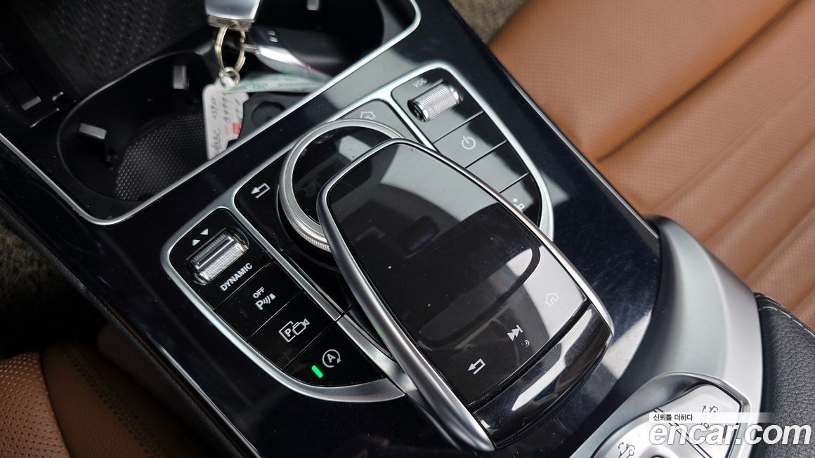 Mercedes-Benz C-Class 2019