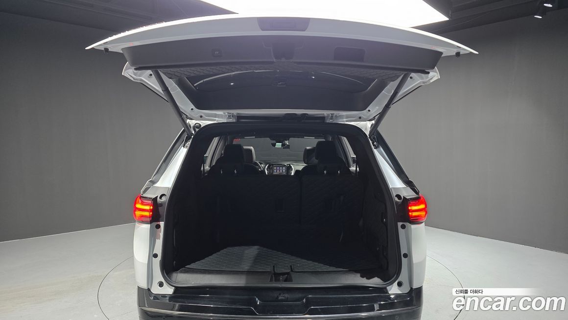 ChevroletGMDaewoo Traverse 2023