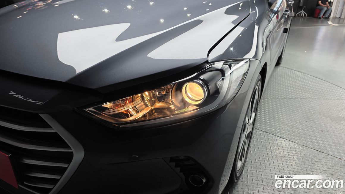 Hyundai AVANTE 2018