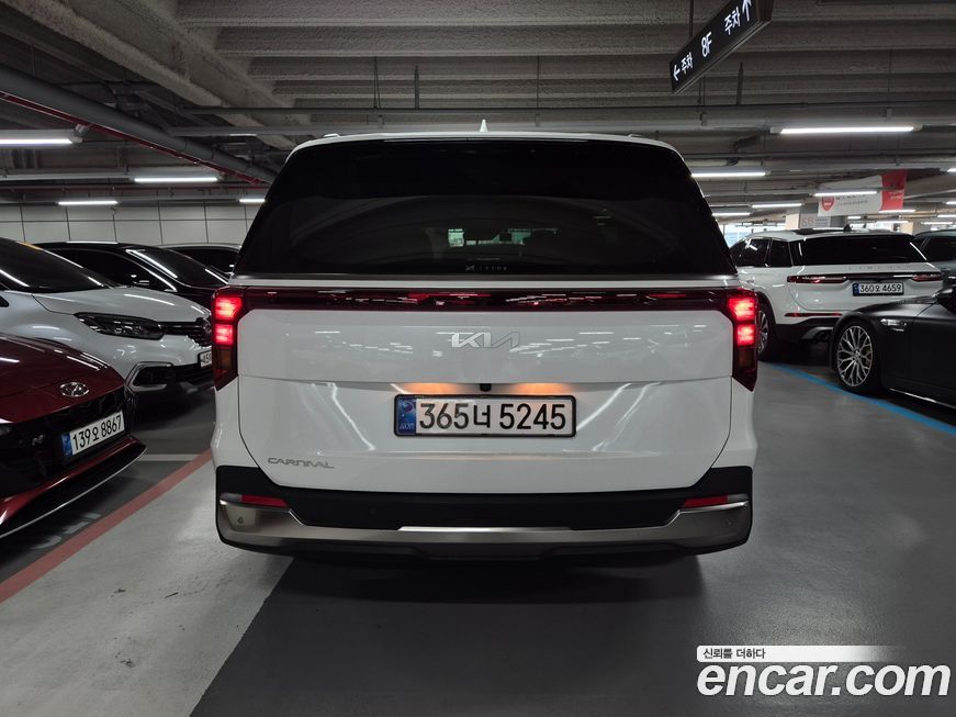 Kia Canival 2025